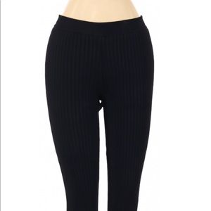 BCBGMAXAZRIA Capri Pants.